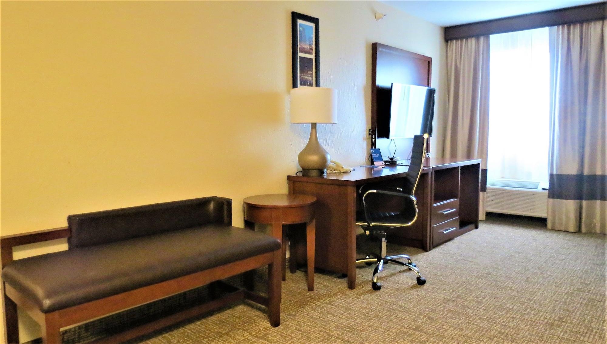 Hotel Comfort & Near Wright Patterson Afb