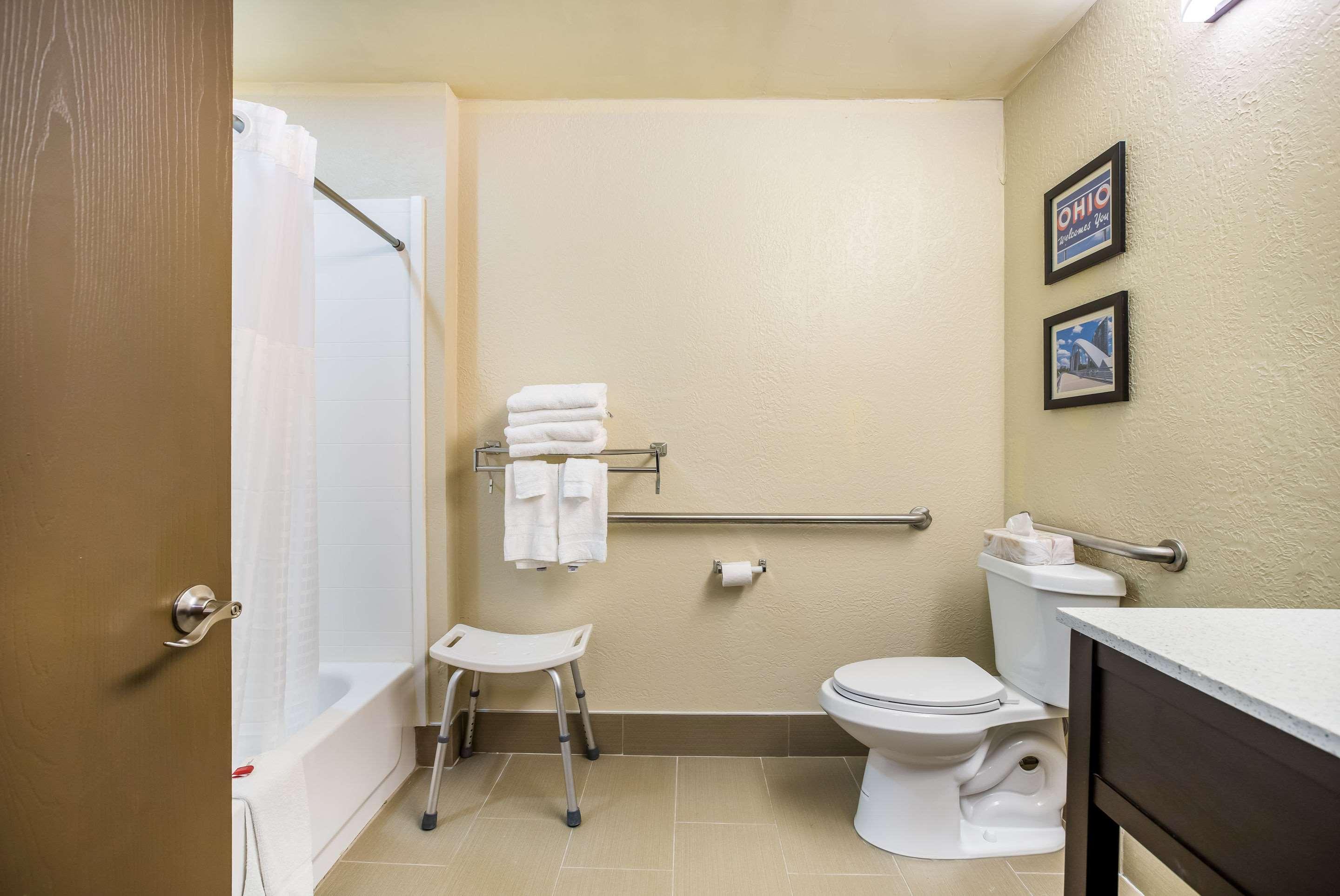 Hotel Comfort & Near Wright Patterson Afb Fairborn