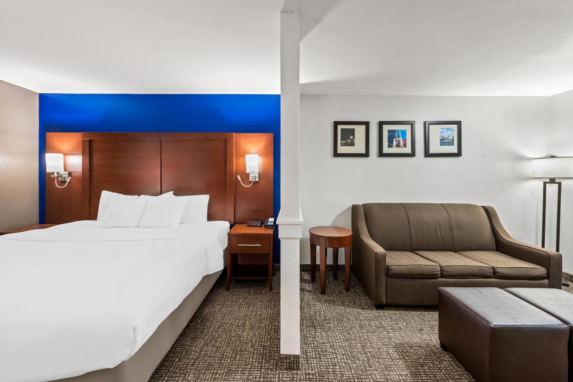 Comfort & Near Wright Patterson Afb 3* Fairborn